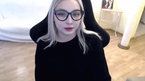 Lilith online show from February 17, 6:42 am