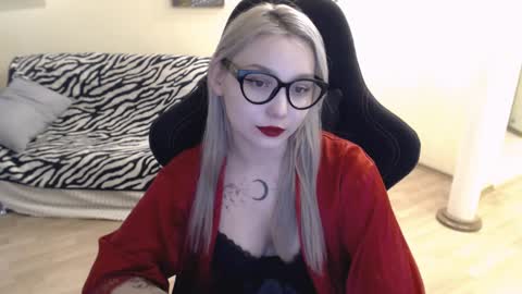 Lilith online show from December 6, 8:43 am