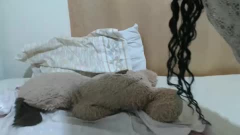 fruity28 online show from November 30, 5:47 am