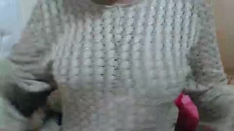 fruity28 online show from October 25, 9:30 am