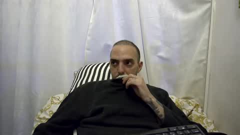 fuck_your_whore online show from January 16, 6:39 pm