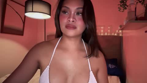 ella online show from June 2, 8:33 pm