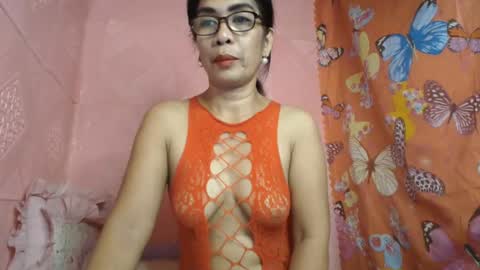 mariposa online show from December 13, 6:21 am