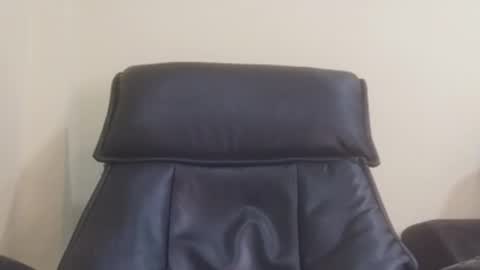 Phill    online show from September 19, 1:37 pm