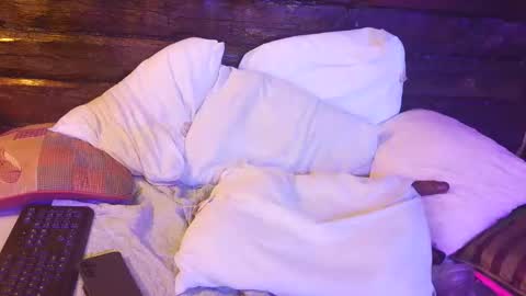 fud2s online show from April 4, 8:32 am