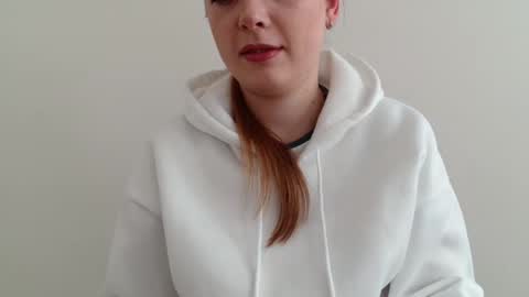 Emma online show from March 3, 7:26 am