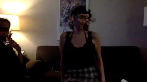 Fushia online show from November 1, 7:57 pm