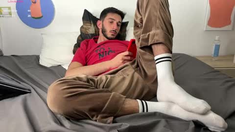 Futa online show from April 15, 7:58 pm