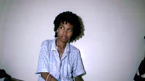 fyah1027 online show from December 16, 2:30 am