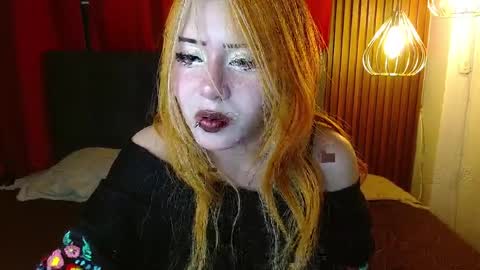 FIRE AND FOX online show from April 4, 9:11 pm