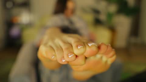 G online show from November 26, 6:04 pm