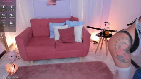 Snapshot of gabbie_kim chatting on September 17, 12:19 pm Sofia online show from September 17, 12:19 pm
