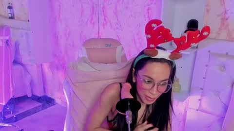 gabbieskinny online show from December 13, 7:53 pm