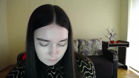 Snapshot of gabby_di chatting on September 25, 8:54 am Jaklin online show from September 25, 8:54 am