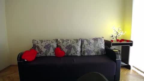 Jaklin online show from April 2, 8:43 am