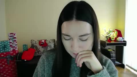 Jaklin online show from January 10, 9:59 am