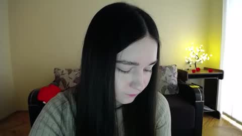 Jaklin online show from February 6, 10:30 am