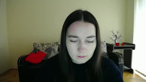 Snapshot of gabby_di chatting on October 2, 8:24 am Jaklin online show from October 2, 8:24 am