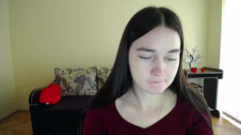 Snapshot of gabby_di chatting on October 13, 11:12 am Jaklin online show from October 13, 11:12 am