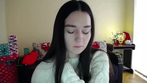 Jaklin online show from January 8, 9:37 am