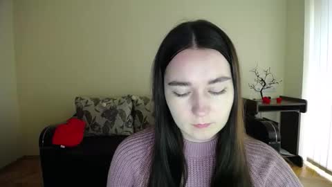 Snapshot of gabby_di chatting on October 7, 9:27 am Jaklin online show from October 7, 9:27 am