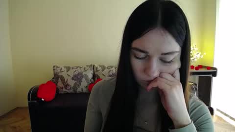 Jaklin online show from May 8, 10:21 am