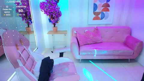 gabby_evanns online show from October 24, 1:01 pm