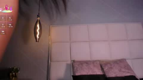Snapshot of gabby_ferreira chatting on October 16, 9:13 pm gabby_ferreira online show from October 16, 9:13 pm