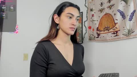 Snapshot of gabee7_ chatting on September 29, 4:06 pm NEW ACCOUNT Gabriella online show from September 29, 4:06 pm