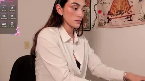 Snapshot of gabee7_ chatting on September 11, 10:44 pm NEW ACCOUNT Gabriella online show from September 11, 10:44 pm