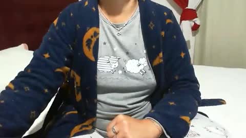 gaby  layla online show from May 13, 12:09 am