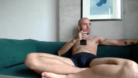 gabriel_saens online show from November 12, 11:34 am