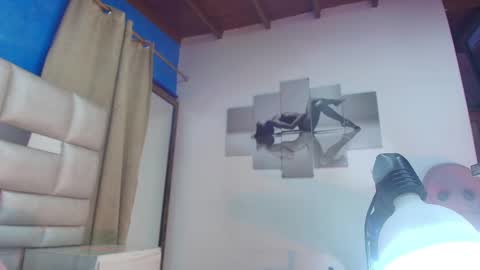 Snapshot of gabriela_leone chatting on February 23, 10:20 pm gabriela online show from February 23, 10:20 pm