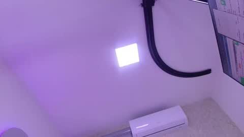 gabriela online show from December 13, 8:04 pm