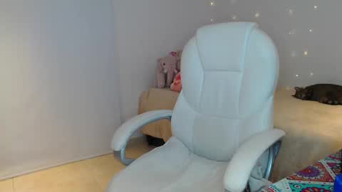 .  online show from October 8, 3:13 am