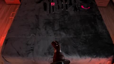 Gabriela Kassi online show from January 7, 5:29 pm