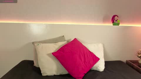 gabriella_luv online show from October 20, 1:05 pm