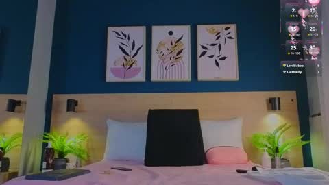 Snapshot of gabypetit chatting on September 26, 9:23 pm Gaby online show from September 26, 9:23 pm