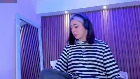 gabyrose9 online show from May 28, 7:45 pm