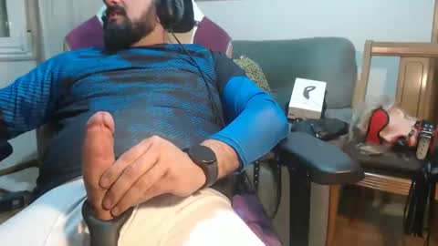 your master online show from December 14, 2:29 am