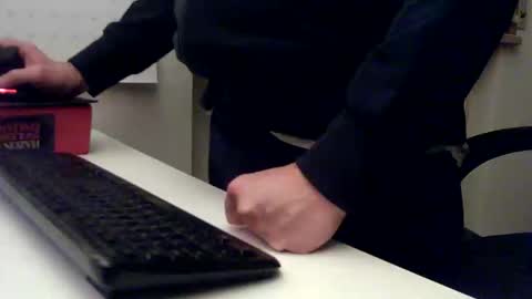 Snapshot of gagjno chatting on October 13, 8:55 pm gagjno online show from October 13, 8:55 pm
