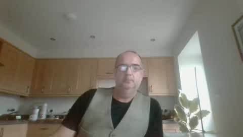 galacx online show from December 11, 11:51 am