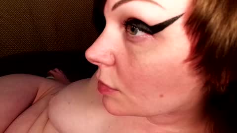 GamerGirlRoxy online show from February 9, 4:04 am