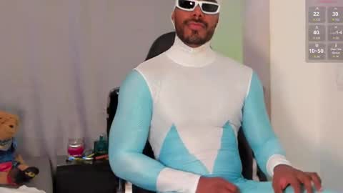 Alejo  online show from October 31, 8:20 pm