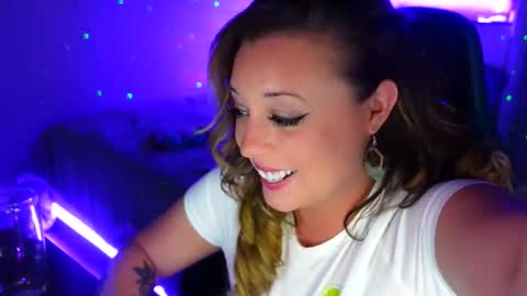 Jenna  - be back MONDAY night.  online show from December 18, 11:27 am