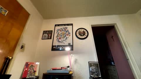 marvin pumpt online show from December 18, 7:09 pm