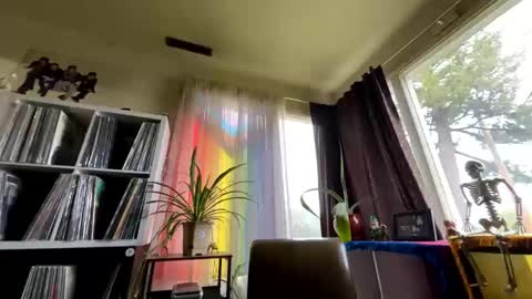 marvin pumpt online show from October 12, 3:59 pm