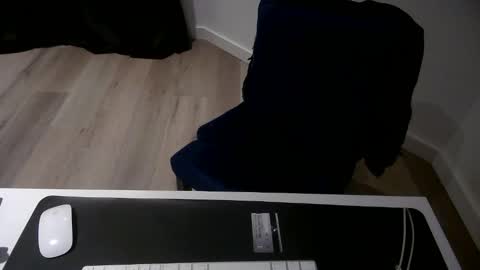 gaycut9093 online show from February 24, 8:12 pm