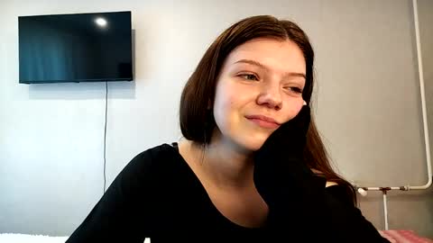 Helga online show from April 10, 3:06 pm