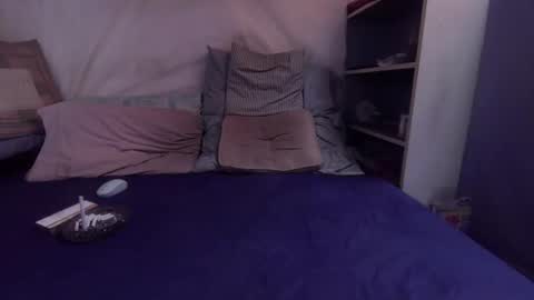 gayrobbin online show from February 7, 3:15 pm